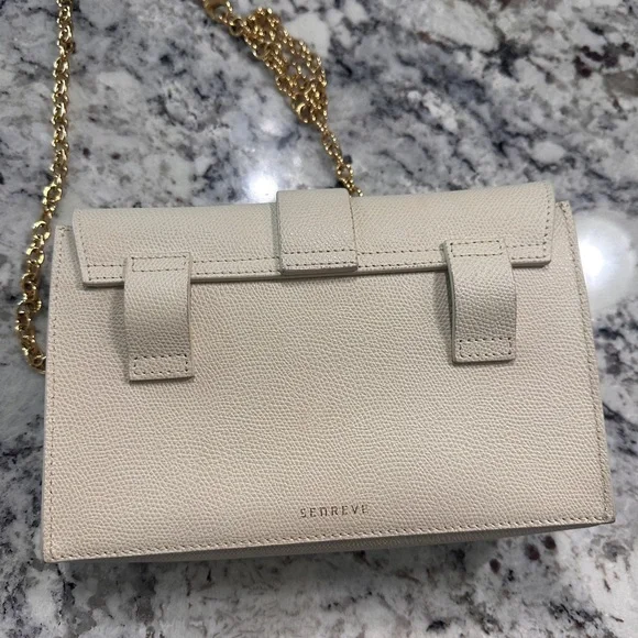 Senreve Aria Belt Bag in pebbled leather in cream color - Picture 4 of 6